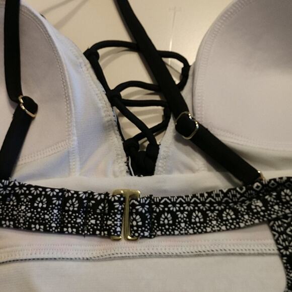 Kona Sol Lace-up Bodice One-piece Black & White Print Suit with Border sz Medium - Picture 7 of 8